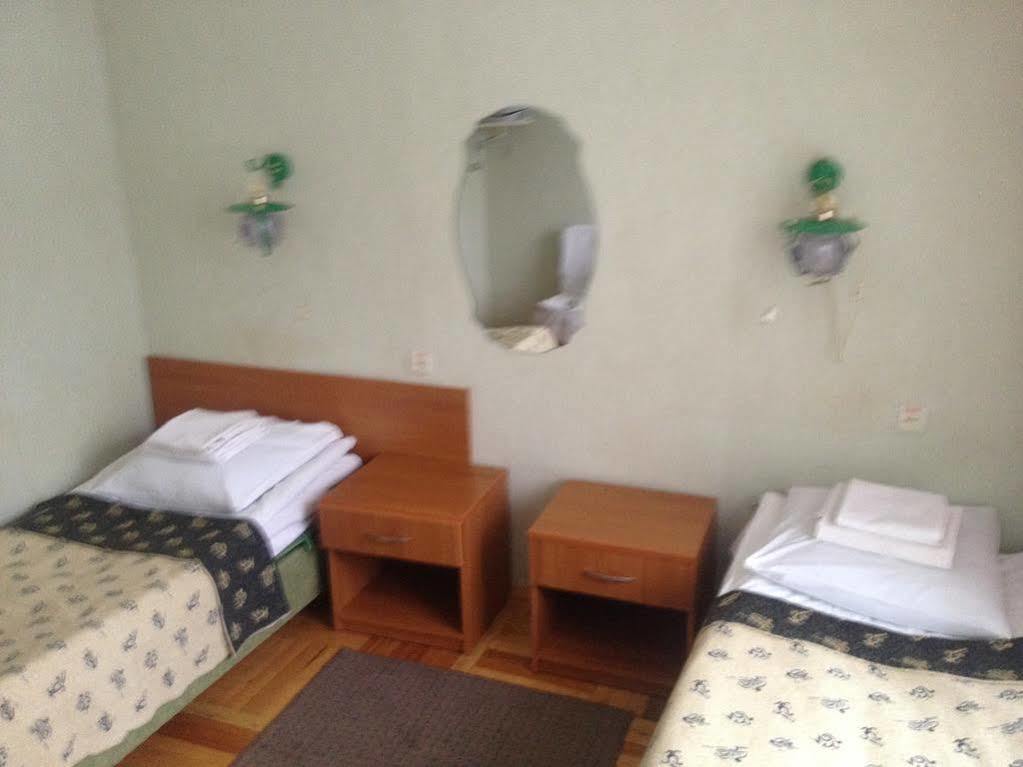 Kolos Hotel Obolon キエフ エクステリア 写真