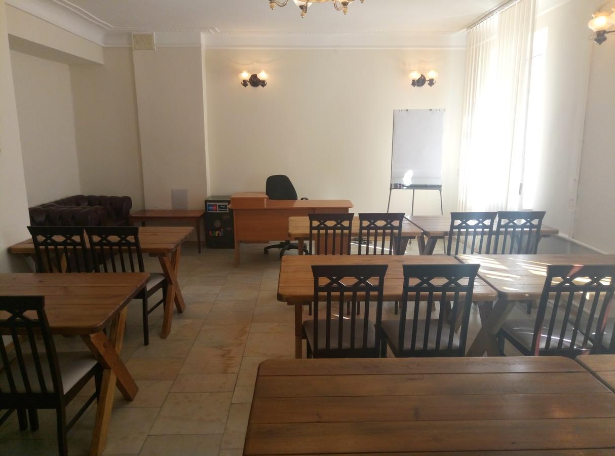 Kolos Hotel Obolon キエフ エクステリア 写真