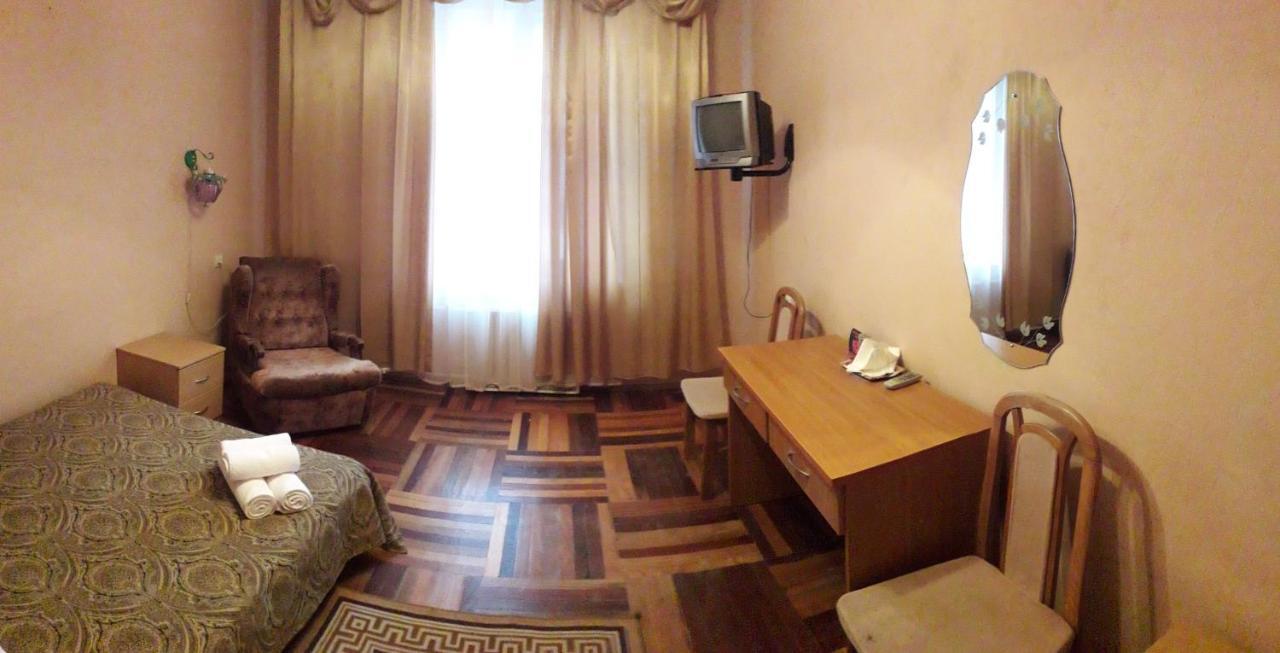 Kolos Hotel Obolon キエフ エクステリア 写真