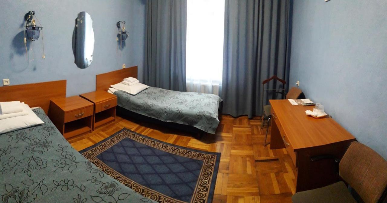 Kolos Hotel Obolon キエフ エクステリア 写真