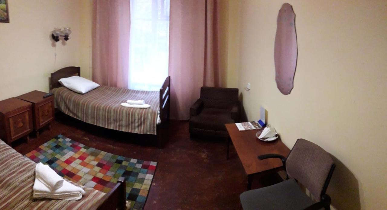 Kolos Hotel Obolon キエフ エクステリア 写真